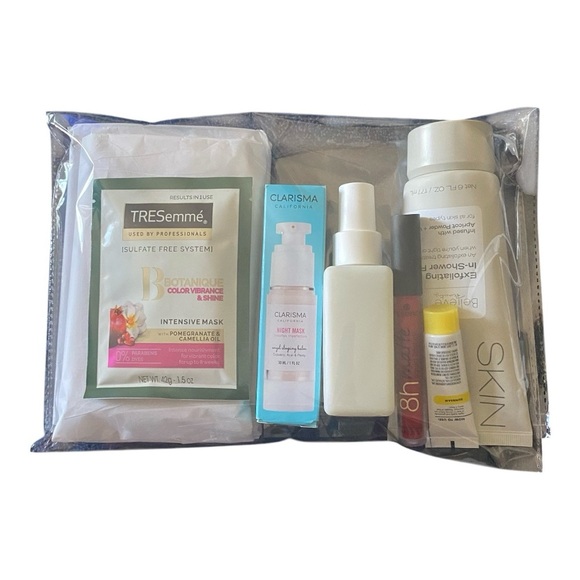 NWT-WOMENS BEAUTY BUNDLE-8 ITEMS-ONEIRO-CLARISMA-ESSENCE-FLOWER BEAUTY - Picture 1 of 12